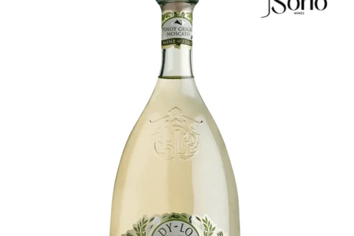 Chai rượu vang khai vị Lady Lola Pinot Grigio Moscato Sicilia IGT