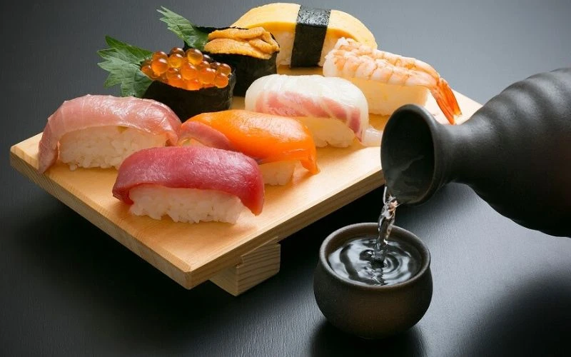 Món ăn kết hợp với rượu sake để thưởng thức trọn vẹn