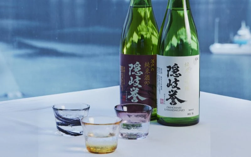 Cách uống rượu sake