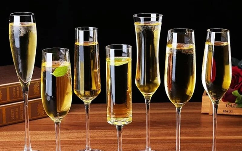 Thưởng Thức Rượu Vang Nổ Đúng Cách