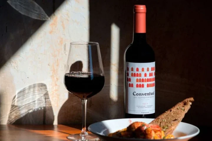 11 tác dụng của rượu vang