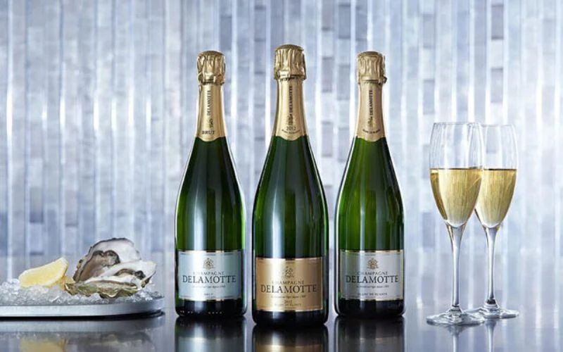 Rượu Brut có mùi vị như thế nào? Có dễ uống không?