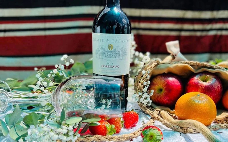Rượu vang đỏ Comte De Gabaron Vin De Bordeaux