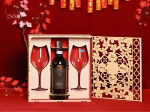 Top 10 chai rượu vang tặng sếp sang trọng, ý nghĩa và dễ ghi điểm
