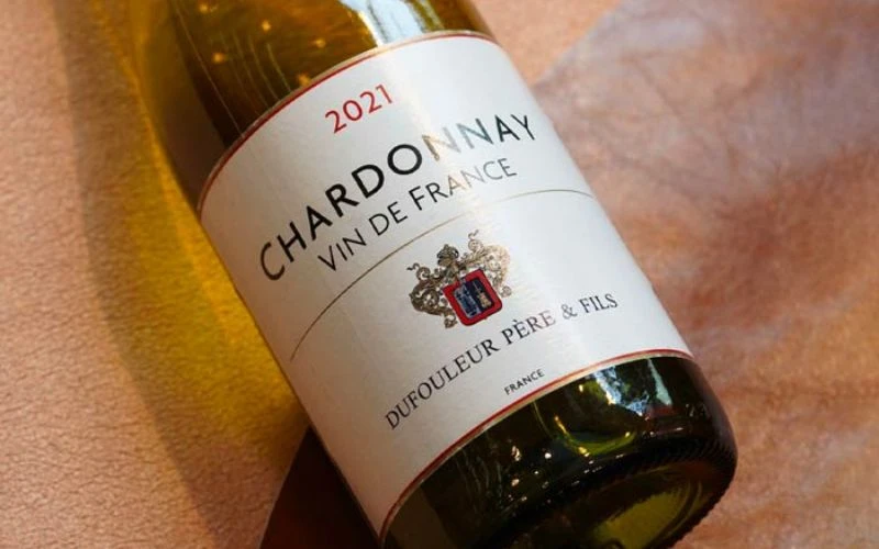 Hệ thống phân loại rượu vang Pháp gồm những gì?