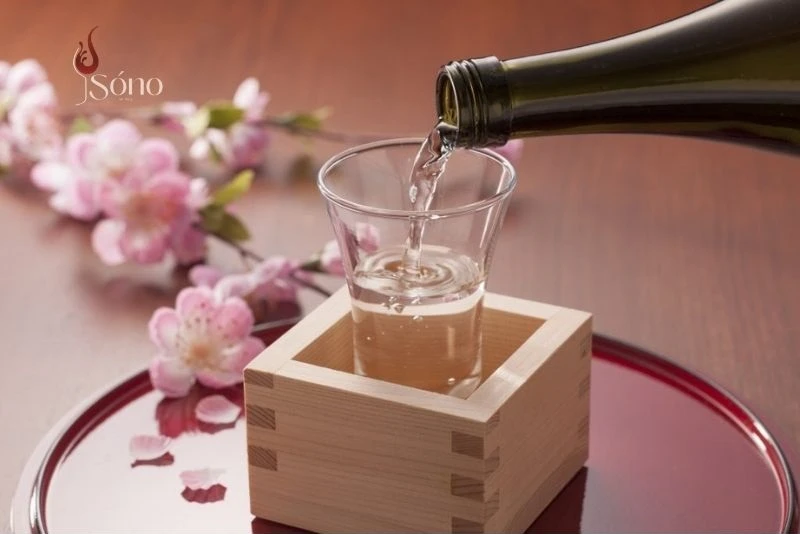Cách thưởng thức rượu Sake Nhật Bản để giữ trọn hương vị