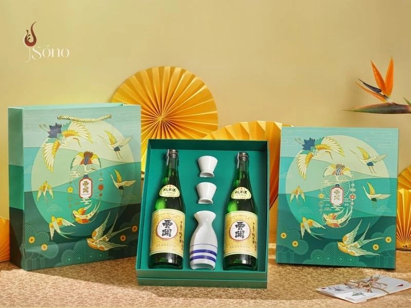 Chọn hộp quà rượu Sake tết Nhật Bản - Xu hướng quà tặng cao cấp