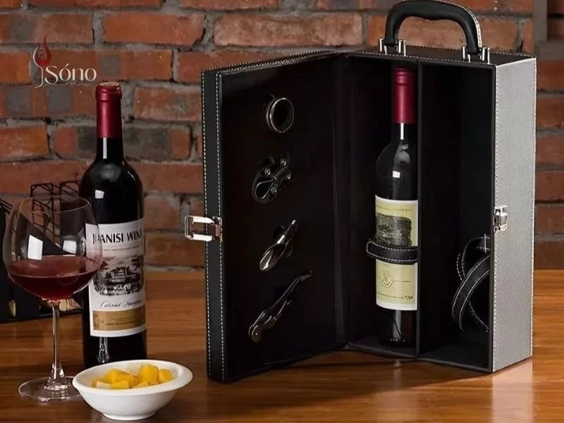 Sử dụng rượu vang làm quà tặng là thông điệp về sự kết nối và chia sẻ mạnh mẽ