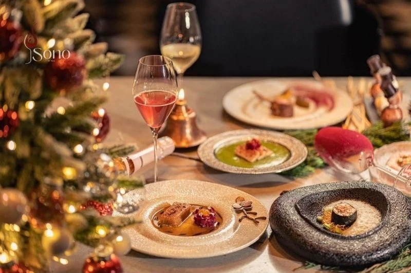 Tại sao rượu vang lại là sự lựa chọn phù hợp cho bữa tiệc Giáng sinh?