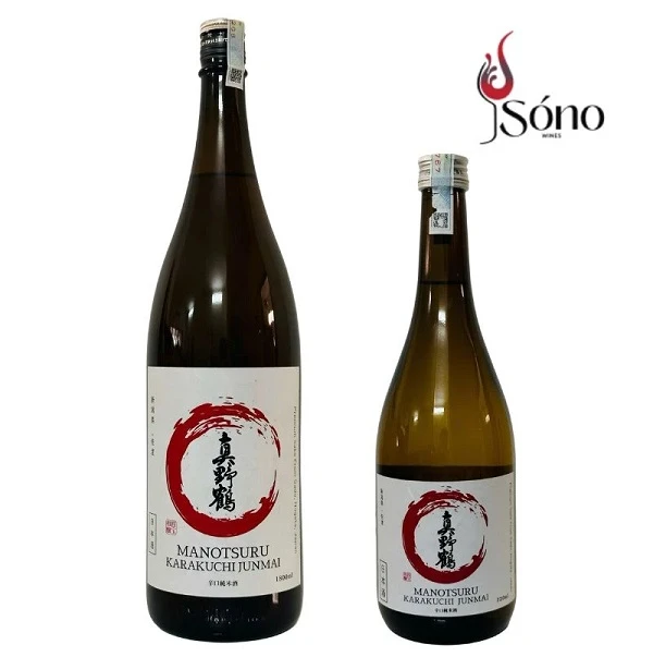 Chai rượu sake Manotsuru Karakuchi Junmai rất phù hợp để làm quà biếu Tết