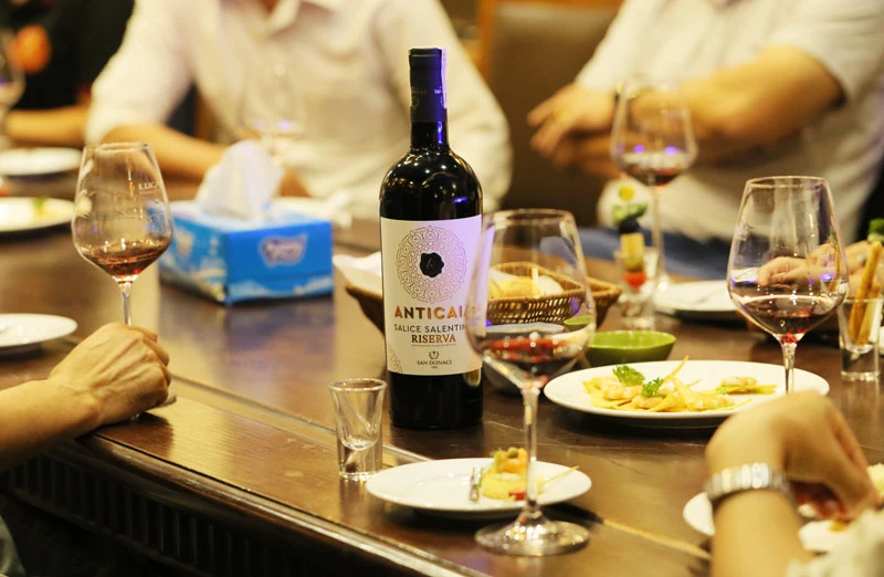 Vì sao các nhà hàng và khách sạn lớn tin tưởng lựa chọn rượu vang tại SonoWine?